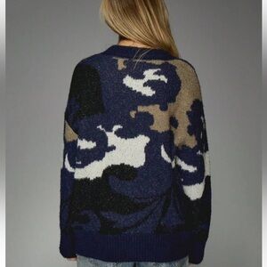 Missguided Super Oversized Abstract Knitted Pullover Sweater in Blue and Gray L